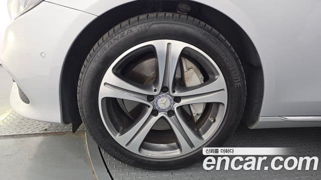 Mercedes-Benz E-класс W213 E300 Avantgarde Intelligent Drive, 2017 все фото