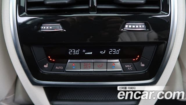 BMW X7 (G07) xDrive 40i M Sport 7인승, 2025 17