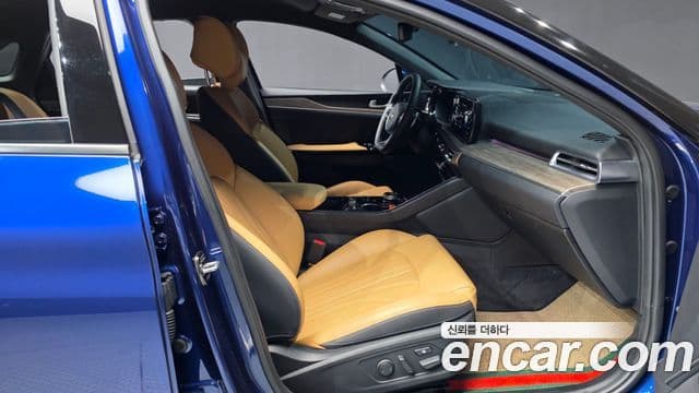 Kia K5 3세대 Signature, 2020 11