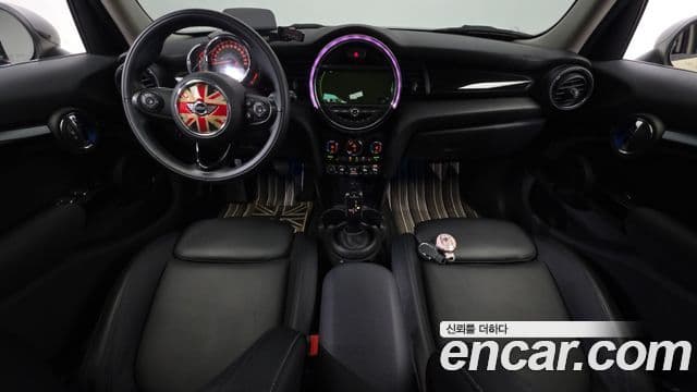 Mini Cooper D 3세대, 2018 7