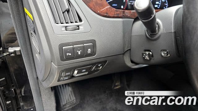 Hyundai Equus(новый кузов / новое поколение) Luxury, 2012 17