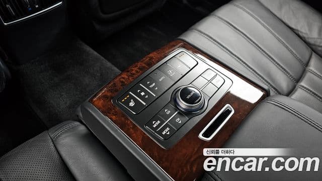 Hyundai Equus(новый кузов / новое поколение) Luxury, 2012 19