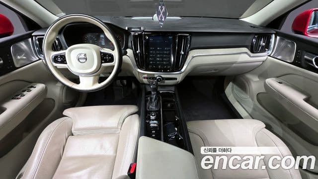 Volvo S60 3세대 T5 Inscription, 2020 7