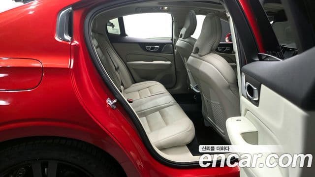 Volvo S60 3세대 T5 Inscription, 2020 12