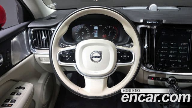 Volvo S60 3세대 T5 Inscription, 2020 13