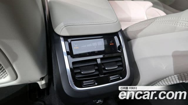 Volvo S60 3세대 T5 Inscription, 2020 19