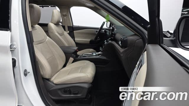 Ford Explorer 6세대 3.0 Platinum 4WD, 2022 11