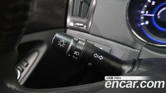 Hyundai YF Sonata CVVL top, 2012 17