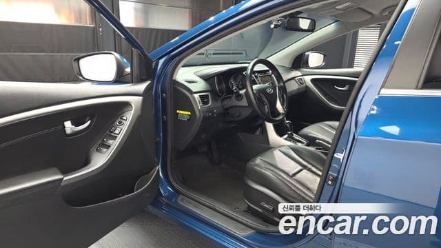 Hyundai i30(новый кузов / новое поколение) дизель 1.6 VGT PYL, 2014 10