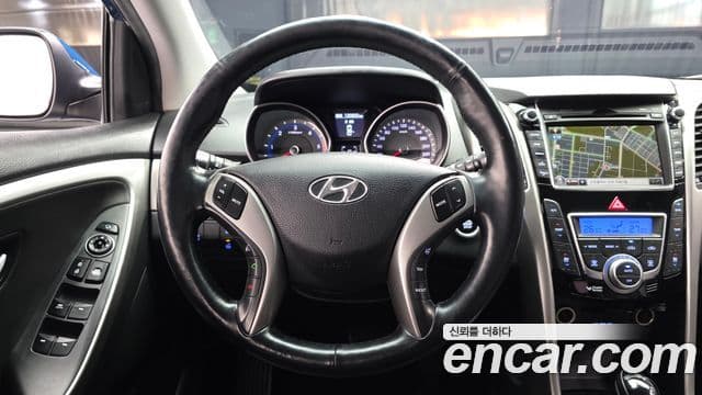 Hyundai i30(новый кузов / новое поколение) дизель 1.6 VGT PYL, 2014 13