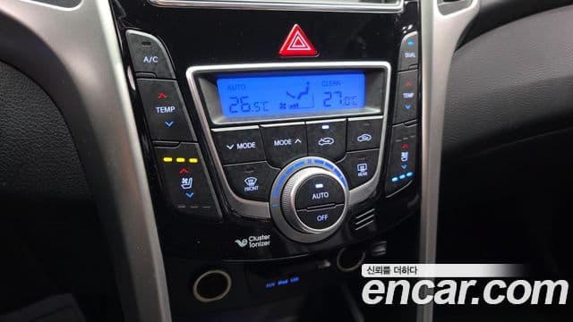 Hyundai i30(новый кузов / новое поколение) дизель 1.6 VGT PYL, 2014 16