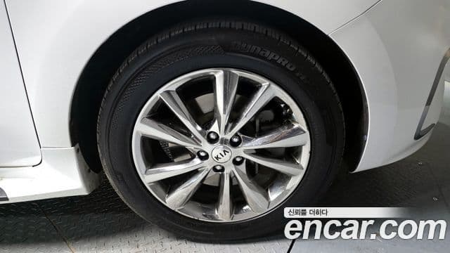 Kia The / новый New Carnival Special, 2019 все фото