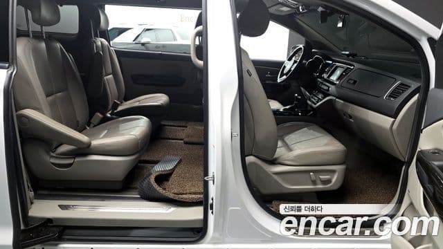 Kia The / новый New Carnival Special, 2019 11