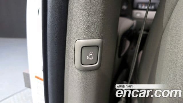 Kia The / новый New Carnival Special, 2019 18