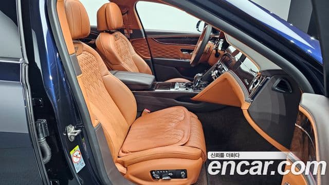 Bentley Flying Spur 3세대, 2021 10