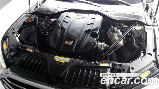 Audi A8 (D5) 50 TDI Quattro LWB, 2021 6