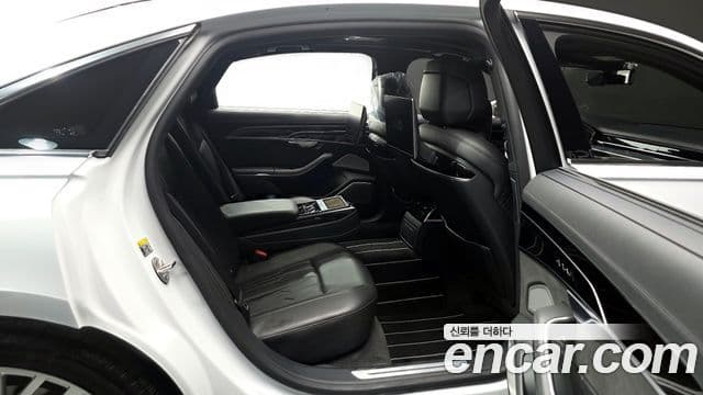 Audi A8 (D5) 50 TDI Quattro LWB, 2021 12