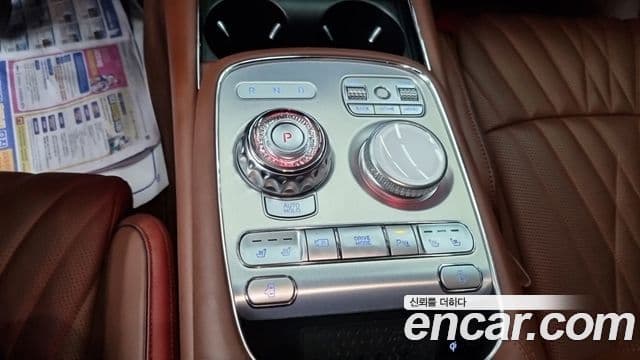 Genesis G90 (RS4) бензин 3.5 турбо AWD, 2023 9