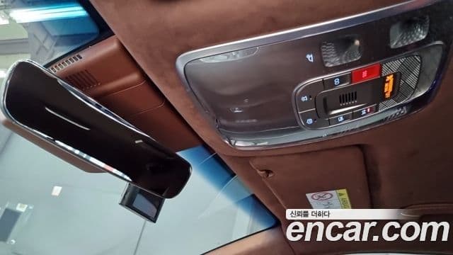 Genesis G90 (RS4) бензин 3.5 турбо AWD, 2023 17