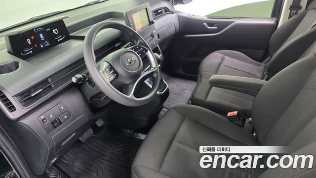 Hyundai Staria Smart, 2023 7