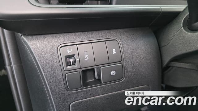 Hyundai Staria Smart, 2023 13