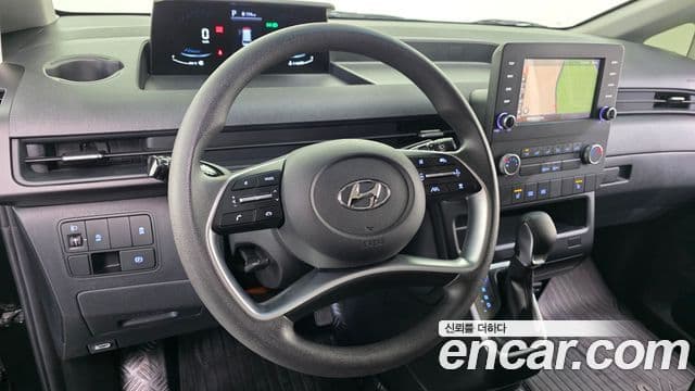 Hyundai Staria Smart, 2023 14