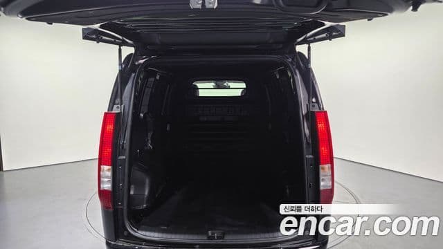 Hyundai Staria Smart, 2023 20