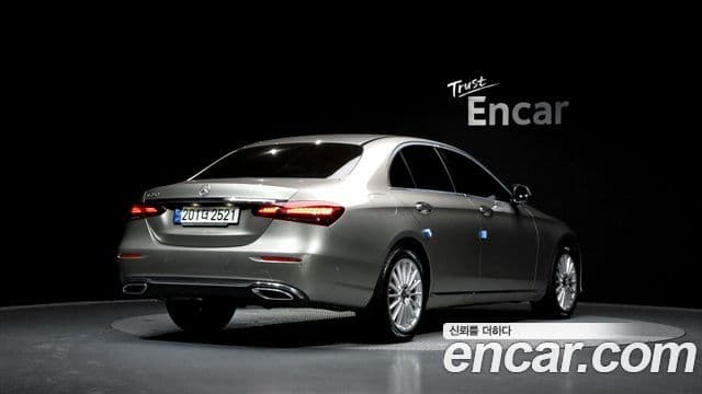 Mercedes-Benz E-класс W213 Exclusive, 2022 2