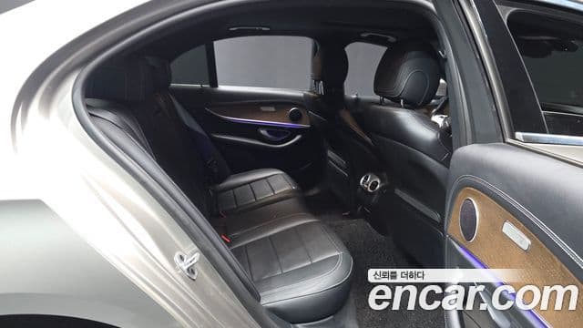 Mercedes-Benz E-класс W213 Exclusive, 2022 12