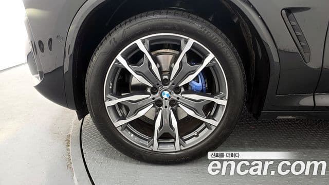 BMW X4 (G02) xDrive20i M Sport, 2025 все фото