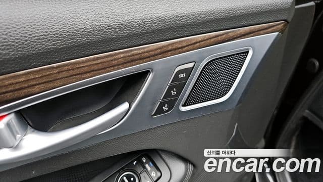 Genesis G80 Luxury, 2017 18