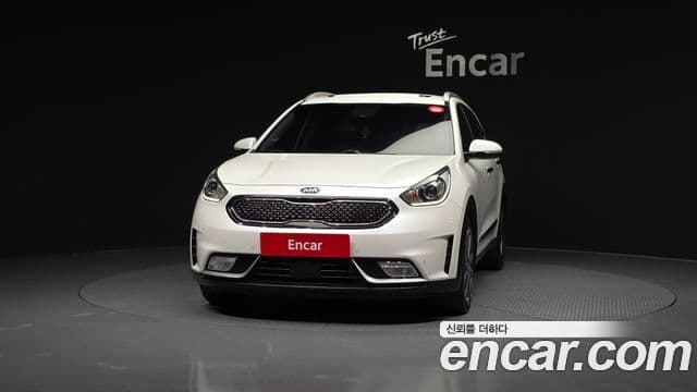 Kia Niro Noblesse, 2017 3