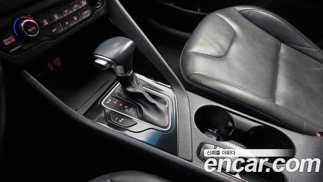 Kia Niro Noblesse, 2017 9