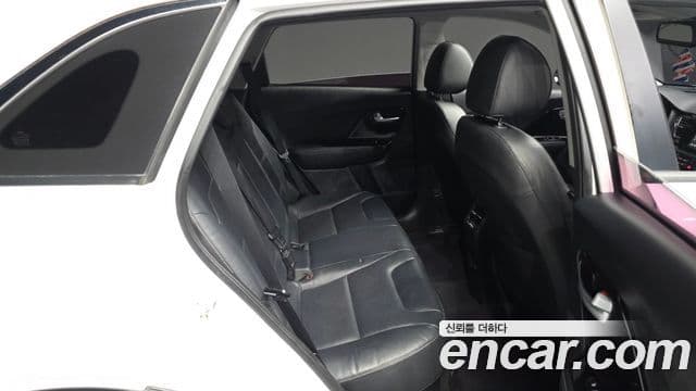 Kia Niro Noblesse, 2017 12