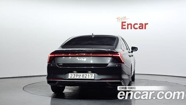 Kia K8 Prestige(арендный автомобиль), 2023 4