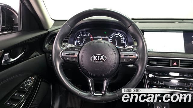 Kia K7 Premier 3.0 LPI Trendy(арендный автомобиль), 2020 13