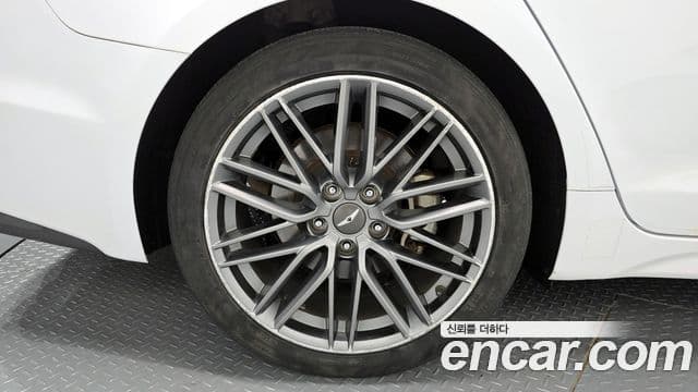 Genesis G70 Supreme, 2018 все фото