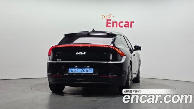 Kia EV6 Earth, 2023 4
