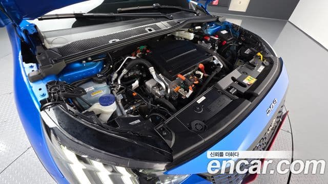 Peugeot e-208 2세대 GT, 2023 6