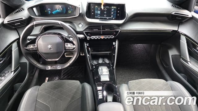 Peugeot e-208 2세대 GT, 2023 7