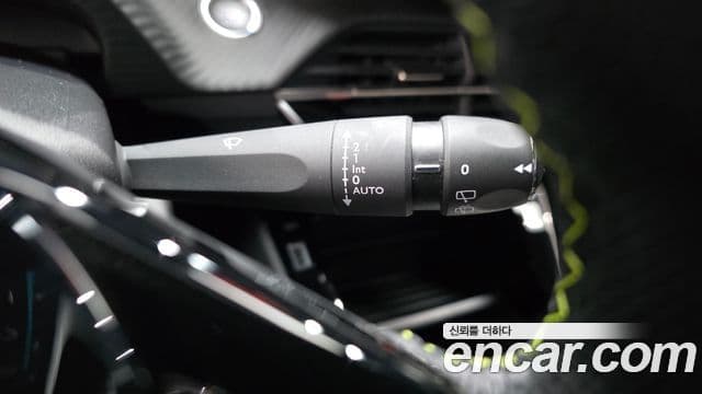 Peugeot e-208 2세대 GT, 2023 17