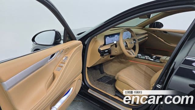 Genesis G80 (RG3) бензин 2.5 турбо AWD, 2025 10