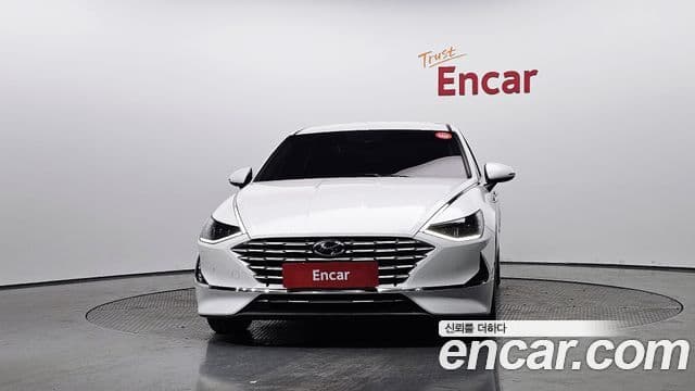 Hyundai Sonata гибрид (DN8) Family, 2021 3
