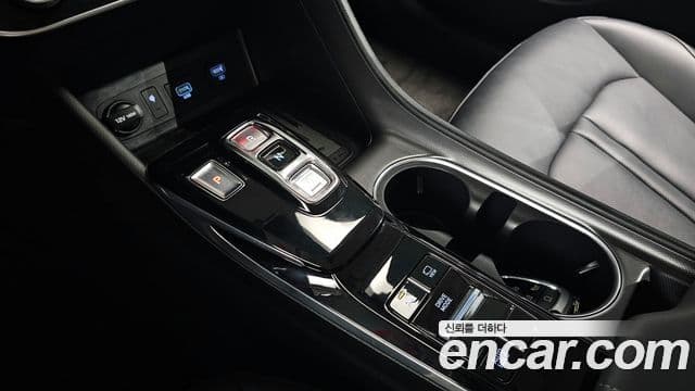 Hyundai Sonata гибрид (DN8) Family, 2021 9