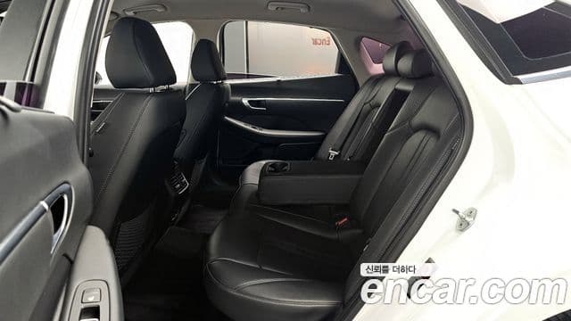 Hyundai Sonata гибрид (DN8) Family, 2021 12