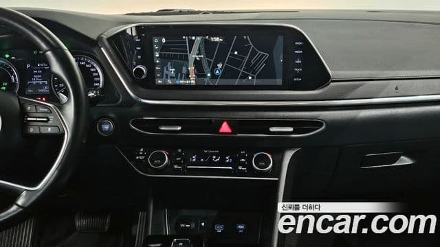 Hyundai Sonata гибрид (DN8) Family, 2021 14