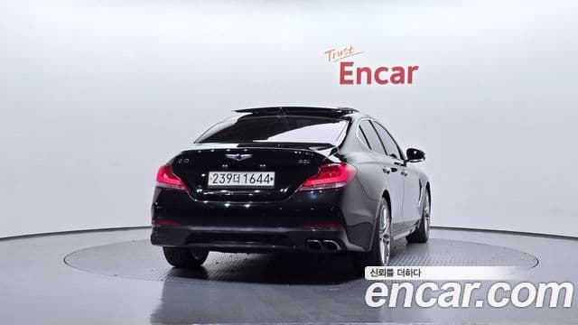 Genesis G70 Elite, 2020 4