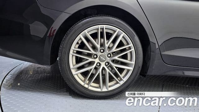 Genesis G70 Elite, 2020 все фото