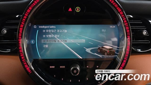 Mini Cooper S 3세대, 2024 16