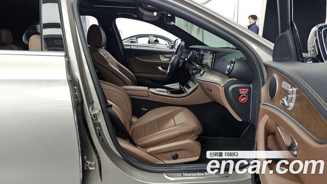 Mercedes-Benz E-класс W213 Exclusive, 2021 11